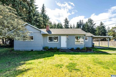 Beach Home For Sale in Port Angeles, Washington