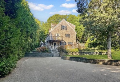 Beach Home For Sale in Vineyard Haven, Massachusetts