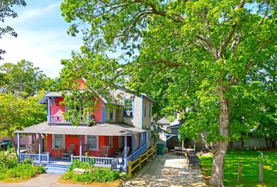 Beach Home For Sale in Oak Bluffs, Massachusetts