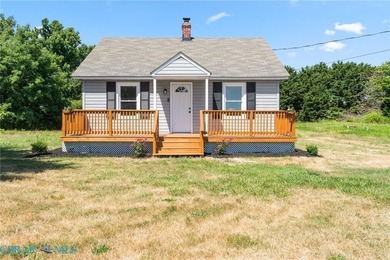 Beach Home For Sale in Heathsville, Virginia