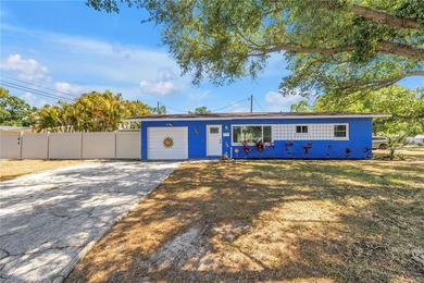 Beach Home Sale Pending in St. Petersburg, Florida
