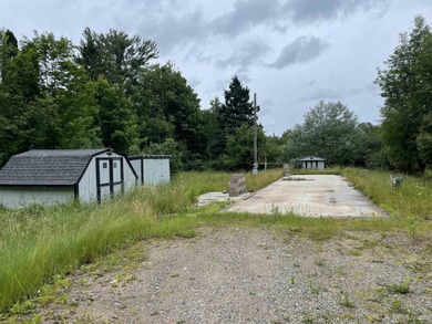 Beach Lot Active Under Contract in Munising, Michigan