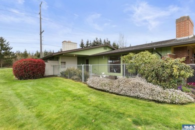 Beach Condo For Sale in Sequim, Washington