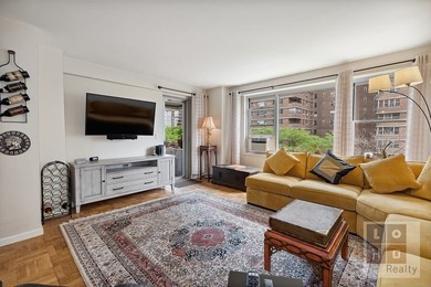 Beach Apartment For Sale in New York, New York
