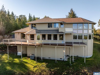 Beach Home Active Under Contract in Port Angeles, Washington