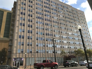 Beach Condo For Sale in Atlantic City, New Jersey