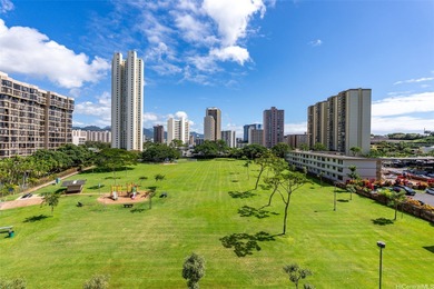 Beach Condo For Sale in Honolulu, Hawaii