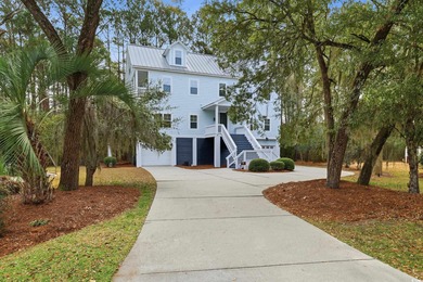 Beach Home For Sale in Pawleys Island, South Carolina