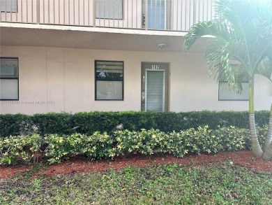 Beach Condo For Sale in Sunrise, Florida