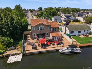 Beach Home Sale Pending in Lindenhurst, New York