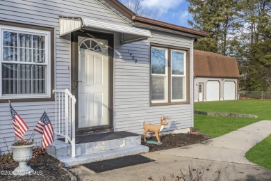 Beach Home For Sale in Toms River, New Jersey