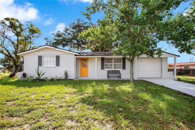 Beach Home For Sale in Holiday, Florida