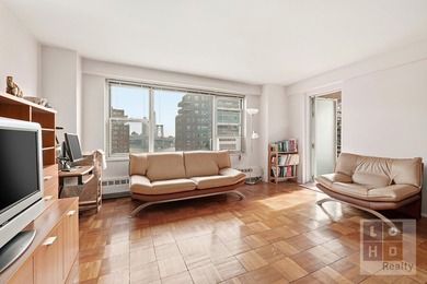 Beach Apartment For Sale in New York, New York