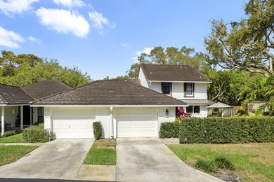 Beach Townhome/Townhouse For Sale in North Palm Beach, Florida