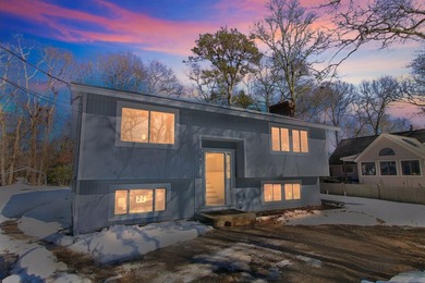 Beach Home For Sale in Mashpee, Massachusetts