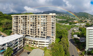 Beach Condo For Sale in Honolulu, Hawaii