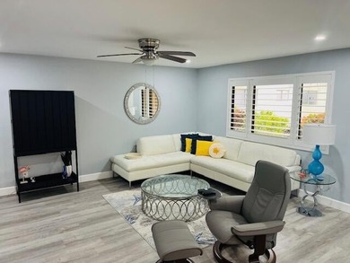 Beach Condo For Sale in Delray Beach, Florida