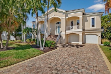 Beach Home For Sale in Sanibel, Florida