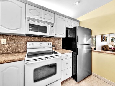 Beach Condo For Sale in Sunrise, Florida