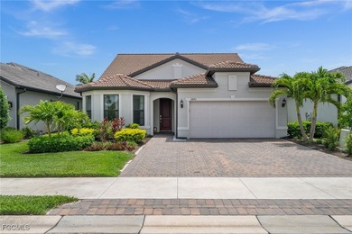 Beach Home For Sale in Fort Myers, Florida