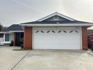 Beach Home For Sale in San Diego, California