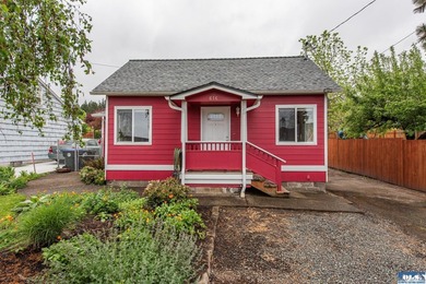 Beach Home Active Under Contract in Port Angeles, Washington