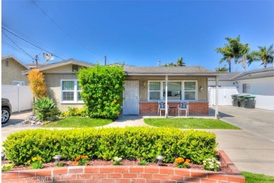 Beach Home For Sale in Costa Mesa, California