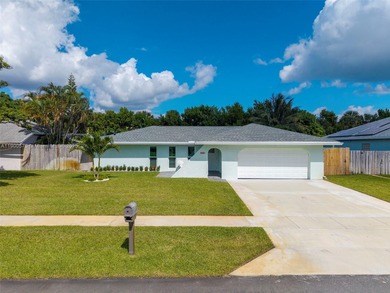 Beach Home Sale Pending in Boynton Beach, Florida
