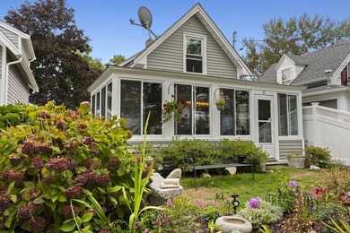 Beach Home For Sale in Onset, Massachusetts