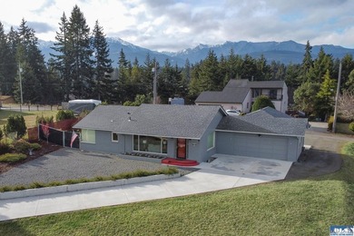 Beach Home For Sale in Port Angeles, Washington
