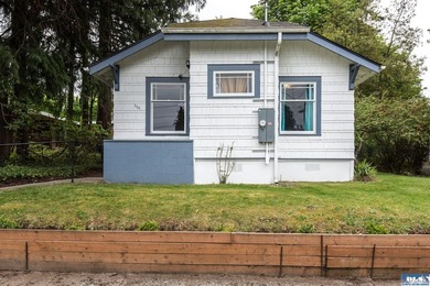 Beach Home For Sale in Port Angeles, Washington
