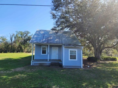 Beach Home For Sale in Theriot, Louisiana
