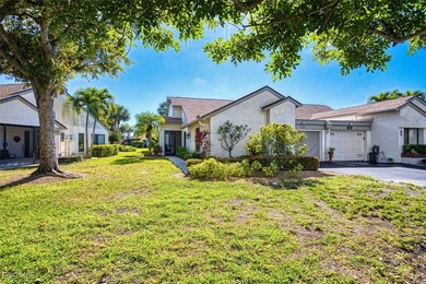 Beach Home For Sale in Fort Myers, Florida