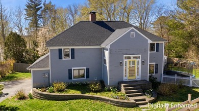 Beach Home Sale Pending in Mashpee, Massachusetts