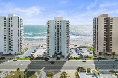 Beach Condo For Sale in Daytona Beach, Florida