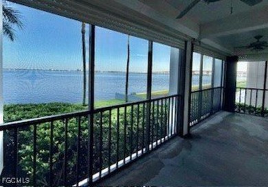 Beach Condo For Sale in Fort Myers, Florida