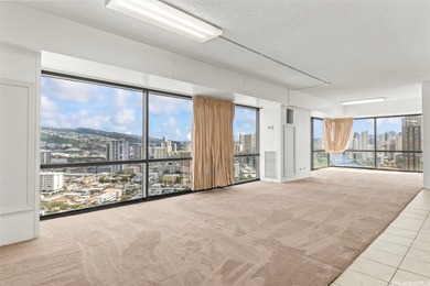 Beach Condo Active Under Contract in Honolulu, Hawaii