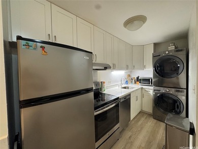 Beach Condo For Sale in Honolulu, Hawaii