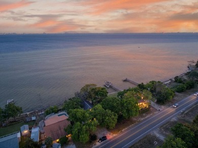 Beach Home For Sale in Niceville, Florida