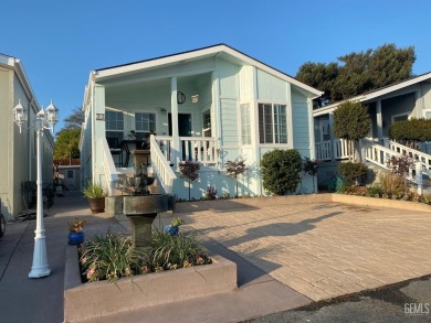 Beach Home For Sale in Oceano, California