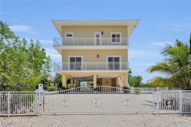 Beach Home For Sale in Key Largo, Florida