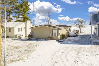 Beach Home For Sale in Lexington, Michigan