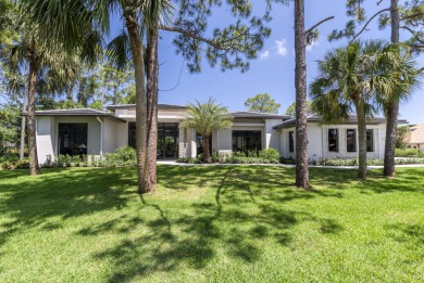 Beach Home For Sale in Palm Beach Gardens, Florida