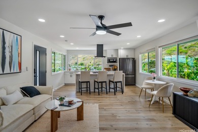 Beach Home For Sale in Honolulu, Hawaii