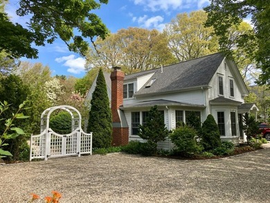 Beach Home For Sale in Cotuit, Massachusetts