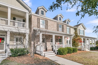 Beach Townhome/Townhouse For Sale in Mount Pleasant, South Carolina