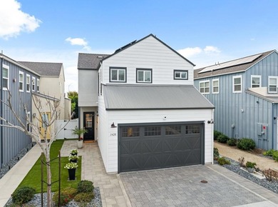 Beach Home For Sale in Cardiff by The Sea, California