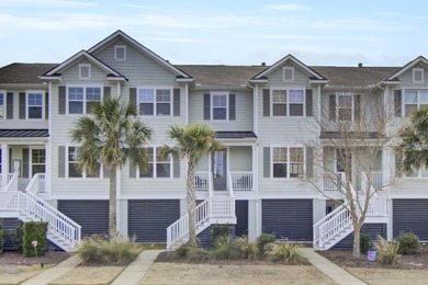 Beach Townhome/Townhouse For Sale in Mount Pleasant, South Carolina