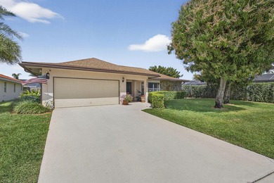 Beach Home For Sale in West Palm Beach, Florida