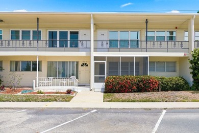 Beach Condo For Sale in Kenneth City, Florida